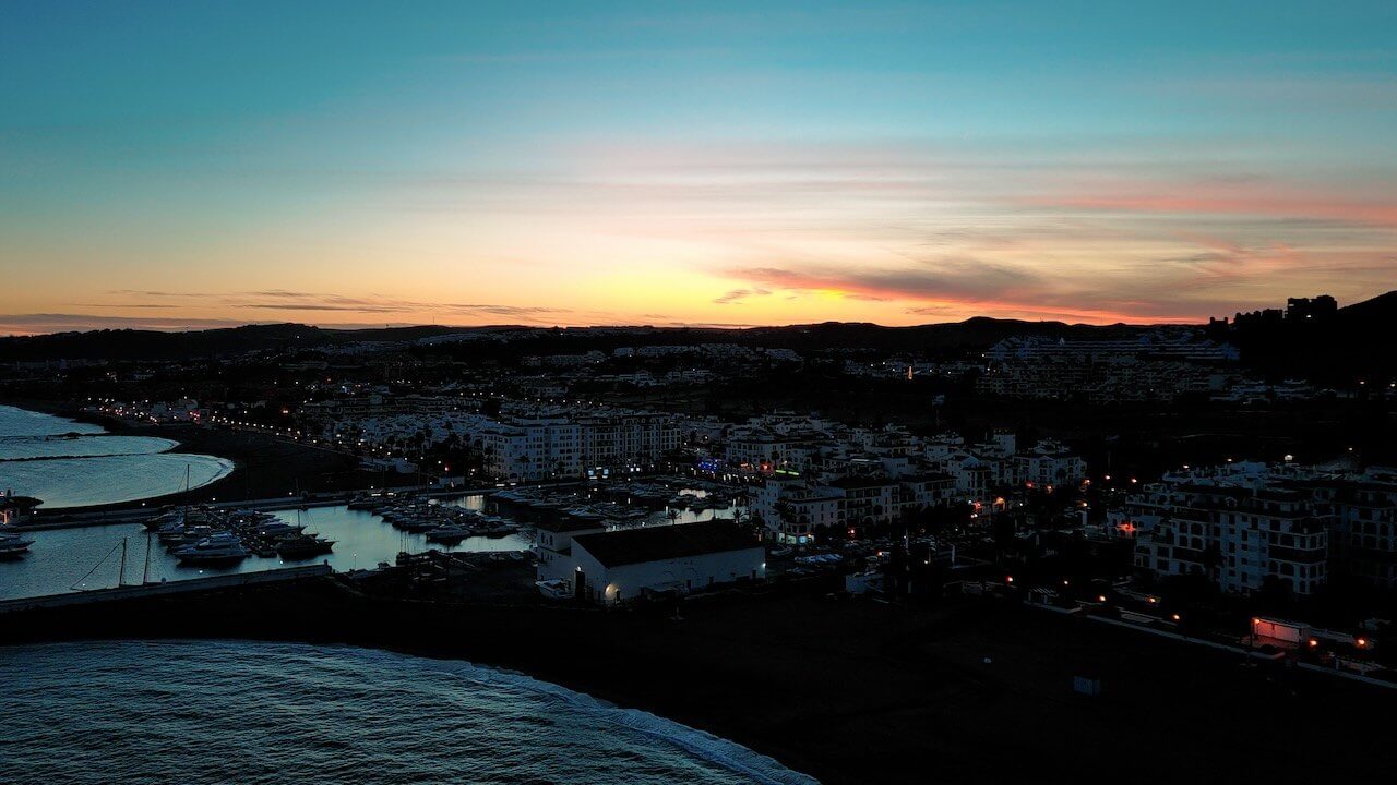 vesta-mare-by-abu-frontline-beach-manilva-nvoga-marbella-realty-18